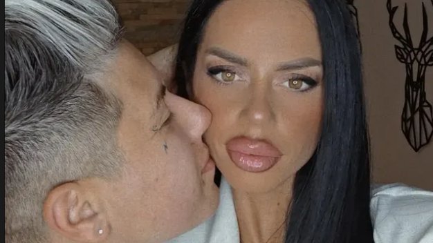 U njihovu ljubav su svi sumnjali, a one nikad srećnije: Pogledajte kako Dragana i Matora uživaju na moru! Skinule se u kupaće kostime, sve puca od zal