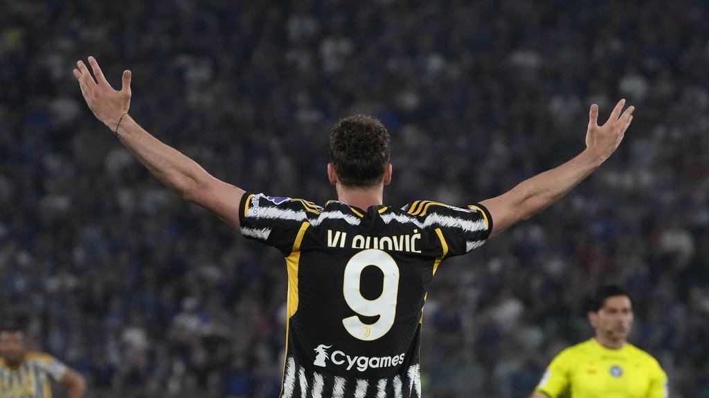 VLAHOVIĆ I JUVENTUS IZJEDNAČILI REKORD DINAMA: Meč za pamćenje u Torinu ušao u anale Lige šampiona