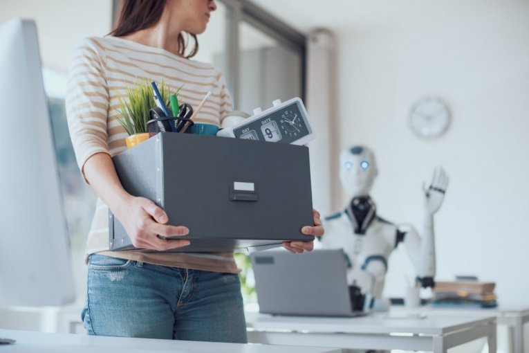 DA LI ĆE I TVOJ POSAO U SRBIJI ZAMENITI VEŠTAČKA INTELIGENCIJA?  Evo ko je prvi na udaru!