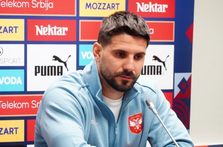 IZVINJAVAM SE NACIJI: Mitrović slomljen posle kraha Srbije