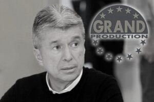 KO JE KO OVDE? Isplivala fotka Saše Popovića sa čuvenom pevačicom, ona ne liči na sebe!