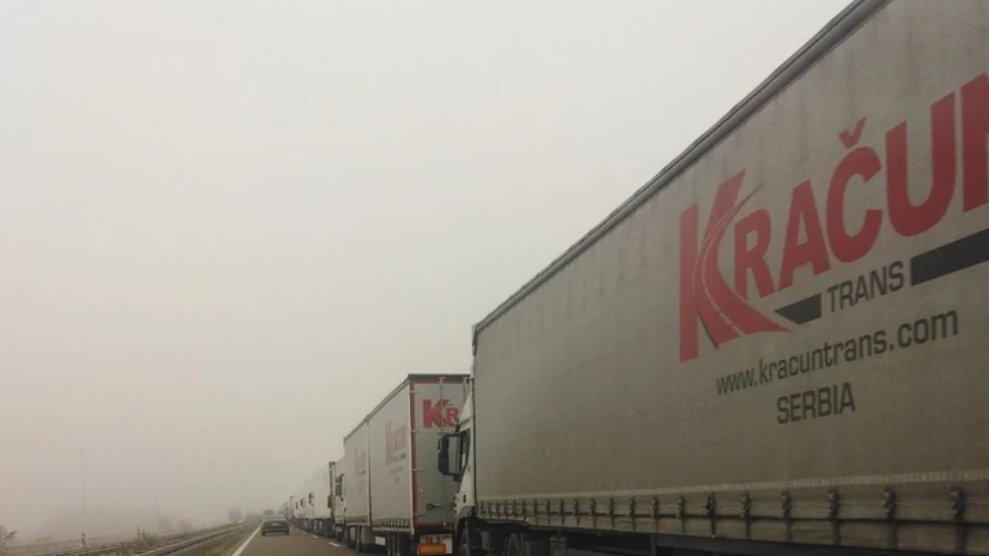 Kamioni na Batrovcima čekaju do šest sati