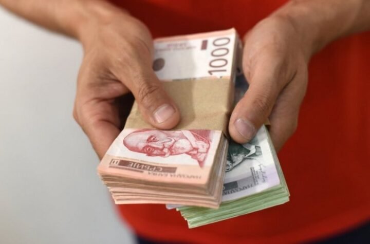 NA RAČUNE LEŽE IZMEĐU 20 I 40 HILJADA DINARA! Proverite u kojoj ste grupi