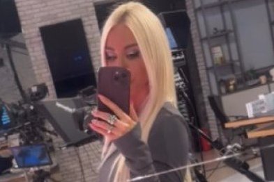 NAJZGODNIJA VODITEJKA PINKA SE SNIMALA, PA SPUSTILA RUKE DOLE! Vreli snimak zapalio mreže - OVO GLEDATE NA SOPSTEVNU ODGOVORNOST!