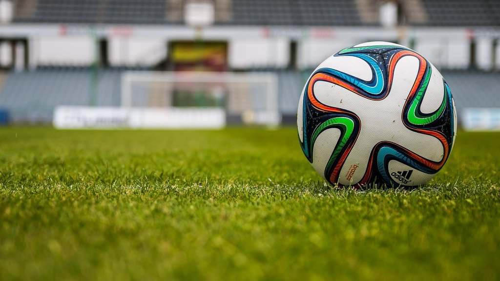 NESTVARNE SCENE U HRVATSKOJ! Prekinuta utakmica Rijeka - Sparta Prag! Pogledajte fotografiju sa lica mesta, uslovi za igru ne postoje! (FOTO)