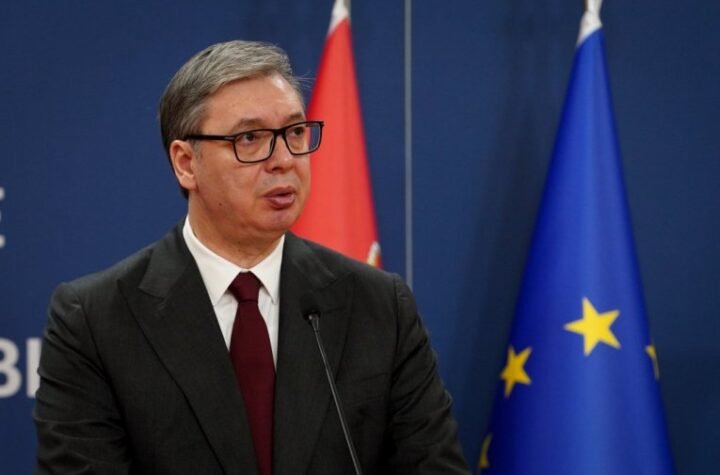"NISU LJUDI KLIKERI DA SE IGRATE S NJIMA"! Predsednik Vučić se oglasio moćnom porukom! (FOTO)