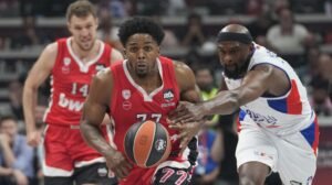 OLIMPIJAKOS KRADE ZVEZDI I PARTIZANU NBA POJAČANJE: Pola Evrope krenulo po američkog plejmejkera...