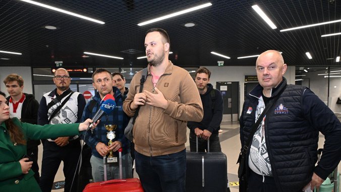 OSVAJAČI MEDALJE STIGLI U BEOGRAD! Jorgić: U ovoj godini jedini ekipni sport koji je osvojio medalju je upravo šah