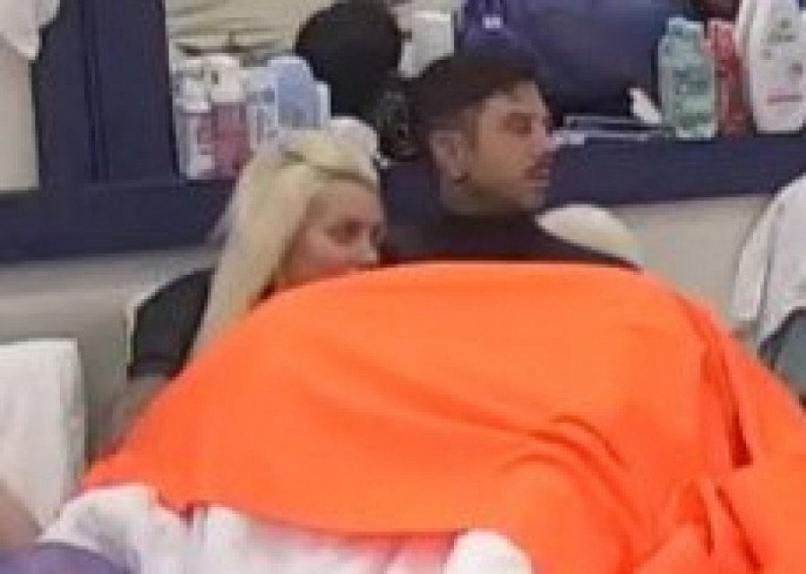 OTAC VANJE PRODANOVIĆ ŠOKIRAO SVE! Progovorio o intimnom odnosu njegove ćerke i Filipa, pa imao savet za sve: Nemojte oblačiti njene gaće!