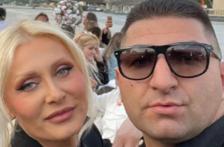 OVO JE SNAJKA ANELI AHMIĆ O KOJOJ BRUJI REGION! Zanosna pevačica imala BLIZAK ODNOS sa Halidom Bešlićem, NAKON SMRTI OTKRIVENI DETALJI!