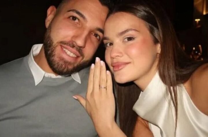 PALA PROSIDBA! Verila se crnogorska predstavnica Evrovizije, pevačica NIJE MOGLA DA ZADRŽI SUZE!