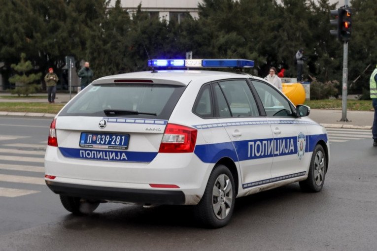 POKUŠAJ UBISTVA U BAČKOJ TOPOLI! Muškarcu se bore za život posle napada!