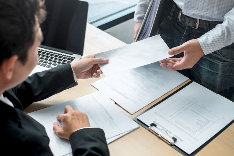 PRAVA KATASTROFA! Deli se preko 30.000 otkaza