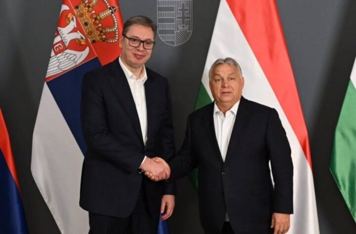 PRVO OGLAŠAVANJE VUČIĆA POSLE PAKLENE ODLUKE EU! Sastao se s Orbanom u Budimpešti i poručio: "SRBIJA ĆE ŠTITITI SVOJU ENERGETSKU BEZBEDNOST!" (FOTO)