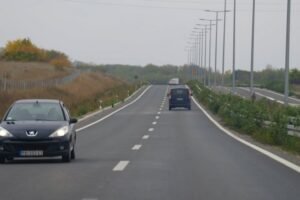 RASKRINKANA JOŠ JEDNA MANIPULACIJA BLOKADERSKIH MEDIJA! Oglasili se "Putevi Srbije:" - Saobraćaj iz pravca BG ka NS odvijaće se u normalnom režimu