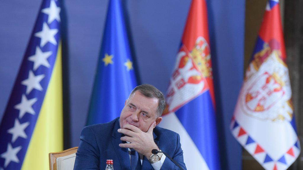 SAD ukinule sankcije Miloradu Dodiku i Željki Cvijanović