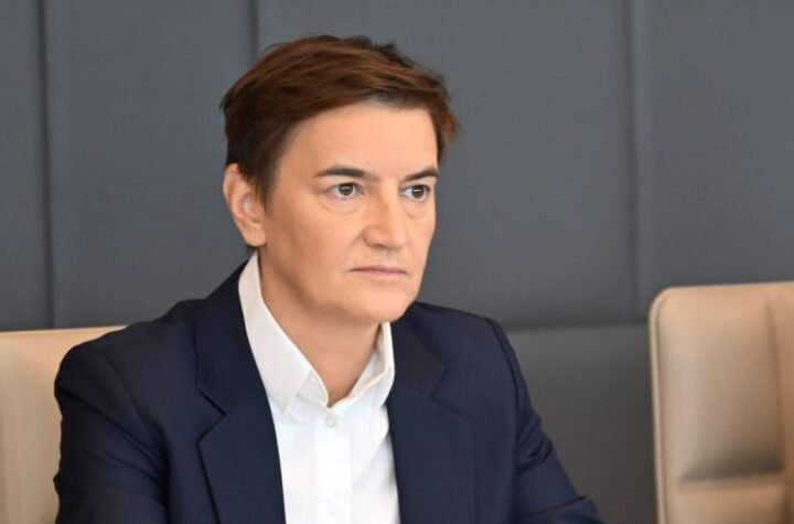 SADA SU SVE OČI UPRTE U VUČIĆA! Ana Brnabić izjavila je da ne vidi izlaz iz situacije sa naftom i gasom: "NADAM SE DA PREDSEDNIK IMA NEKO REŠENJE"