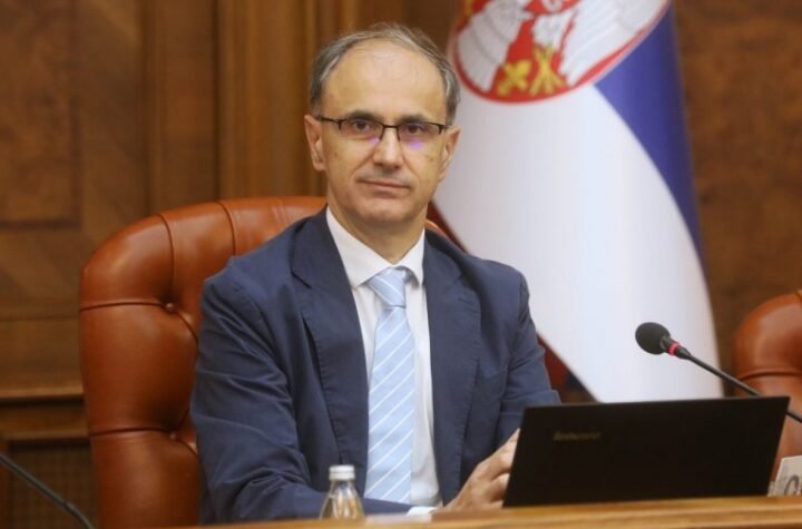 SRPSKI NAROD I SRPSKA LISTA ČVRSTA BRANA ZLIM NAMERAMA KURTIJA! Premijer Macut: Pred nama nije lak period!