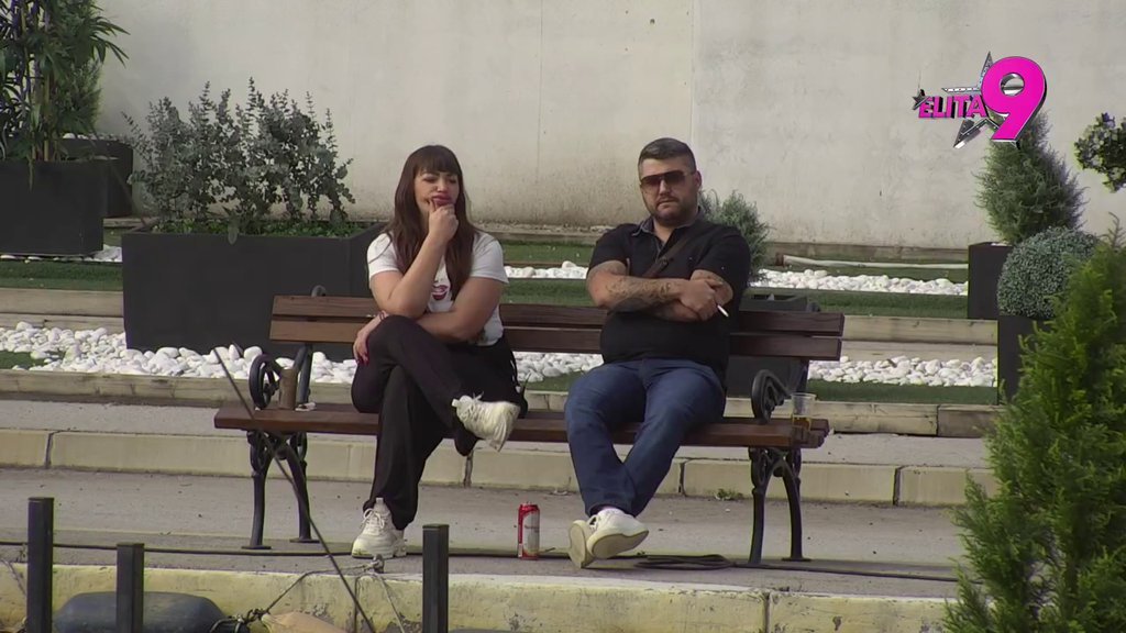 STAVILA SVE KARTE NA STO: Miljana Kulić progovorila o svojim pogrešnim ljubavnim izborima, otkrila Asminu da je okrenula novo poglavlje u životu! (VID