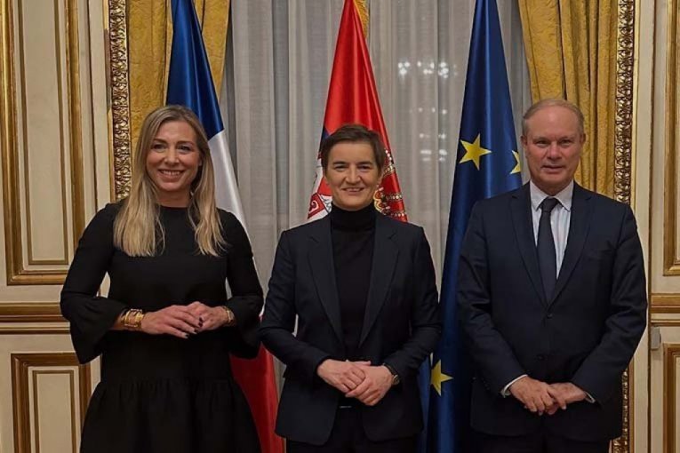 "U PARIZU SA VELIKIM PRIJATELJEM SRBIJE" Ana Brnabić sutra i u četvrtak u poseti Francuskoj (FOTO)