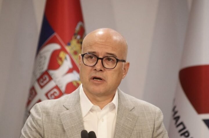 VUČEVIĆ O SRAMNOM ZAKLJUČKU ANKETNE KOMISIJE ZA PAD NADSTREŠNICE: "Čeznu za svojim političkim vaskrsnućem na nesreći porodica nastradalih"!