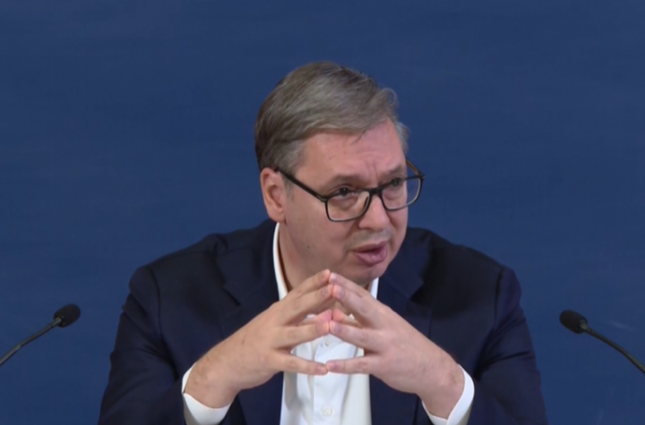 VUČIĆ UPUTIO APEL SRBIMA NA KiM: Glasajte za Srpsku listu, njoj ne naređuje Kurti!