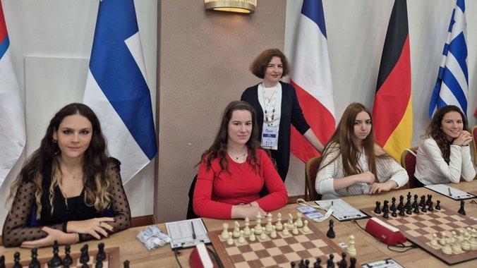 ZLATNI MOMCI NASTAVLJAJU SA SJAJNIM PARTIJAMA, DAME IGRALE NEREŠENO