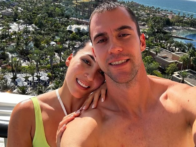 Danas se ženi srpski teniser! Evo ko je prelepa Tamara! Viktor Troicki sa ženom na slavlju, tu je i Filip Krajinović - Na svakom stolu posebna poruka