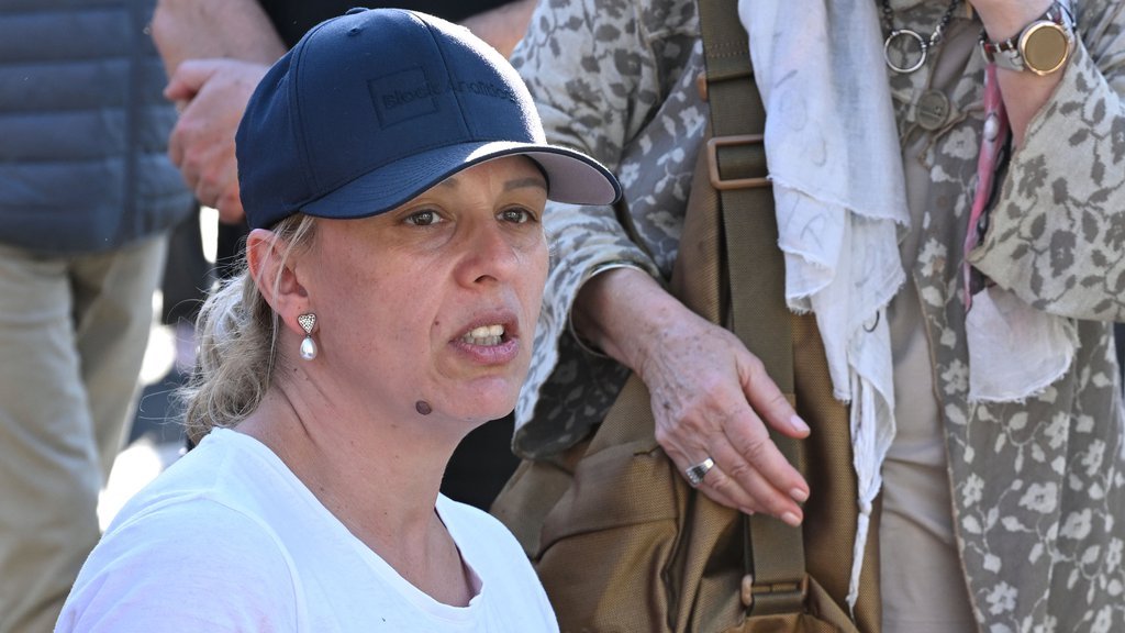 Dijana Hrka: Đilasova vlast je krvavim rancem pretila deci moje sestre