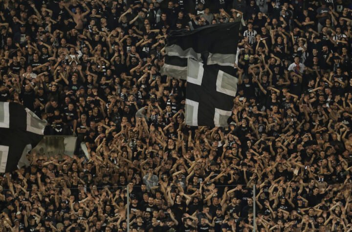 Grobari se oglasili povodom Dana žalosti u Srbiji (Foto)