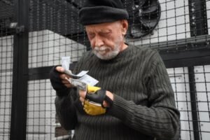 IMA PARA, ALI NEMA RADNIKA! Ovo su solidno plaćeni poslovi, ali malo ko hoće da ih radi!