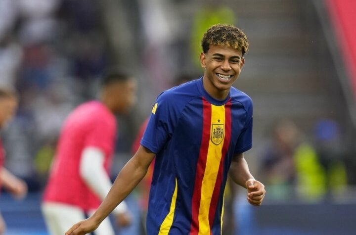 Jamal raskinuo sa devojkom: Bili zajedno samo 67 dana