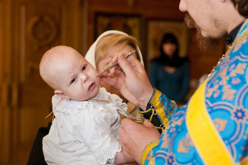 KO MOŽE DA BUDE KUM VAŠOJ DECI? Srbi prave grešku, a ne sme se shvatati OLAKO - patrijarh Pavle dao UPOZORENJE