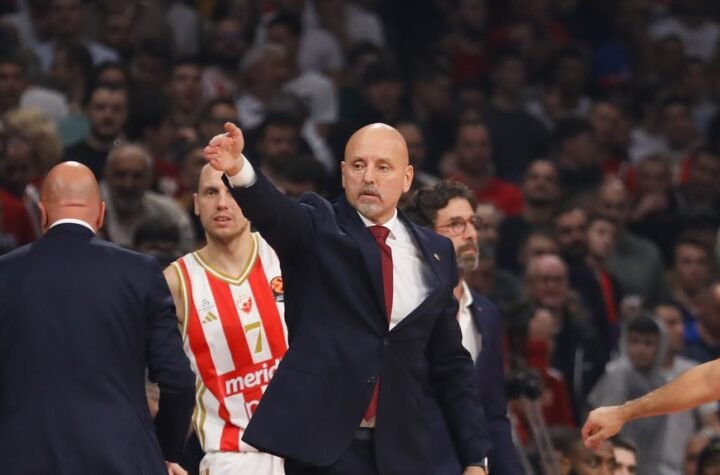Košarkaši Crvene zvezde večeras gostuju Valensiji u 12. kolu Evrolige! Obradović: Nama je najvažnije da prepoznamo ono što želimo da napadamo