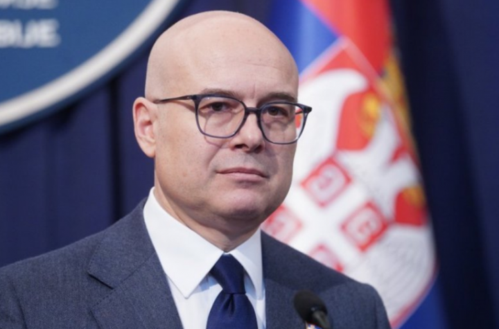 LIDER SNS VUČEVIĆ NA GODIŠNJICU OD TRAGEDIJE U NOVOM SADU: Čuvaćemo sve te duše i voljena imena u našim srcima! Iskreno saučešće porodicama poginulih!