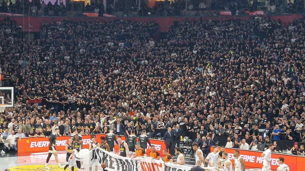 LUDA UTAKMICA U ARENI: Partizan ispustio 20 razlike, ali ipak pobedio Monako