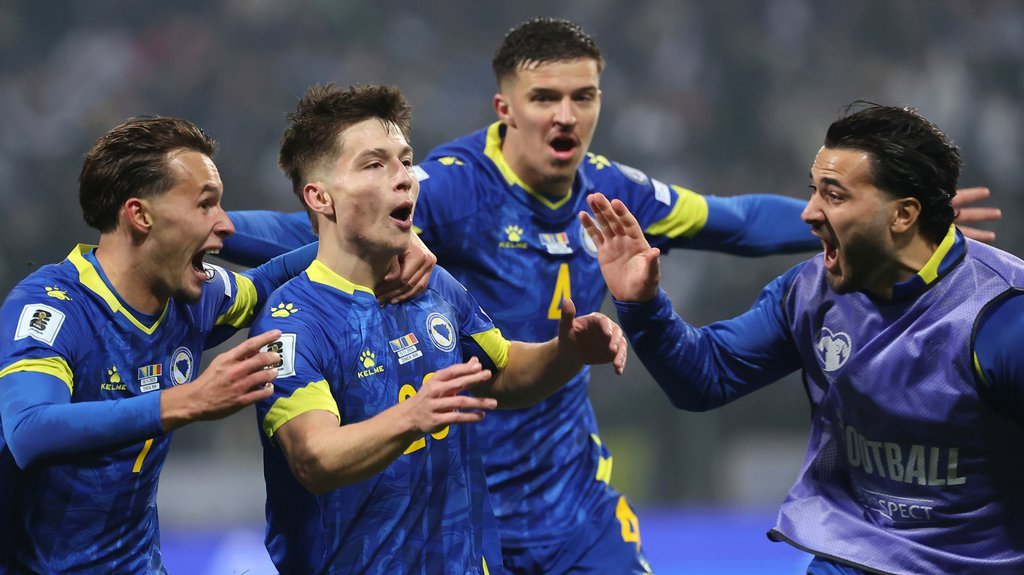 LUDNICA U ZENICI! Bosna i hercegovina nakon preokreta slavila nad Rumunijom i obezbedila baraž za Mundijal