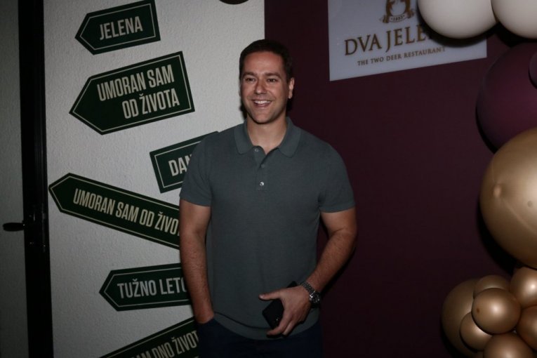 LUKA RACO OŽENIO KOLEGINICU! Mlada glumica blista u njegovom zagrljaju - NJIHOVA LJUBAVNA PRIČA ĆE VAS OSTAVITI BEZ DAHA!