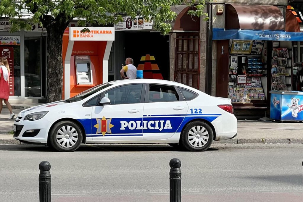 More izbacilo telo muškarca na Slovensku plažu! Horor u Budvi