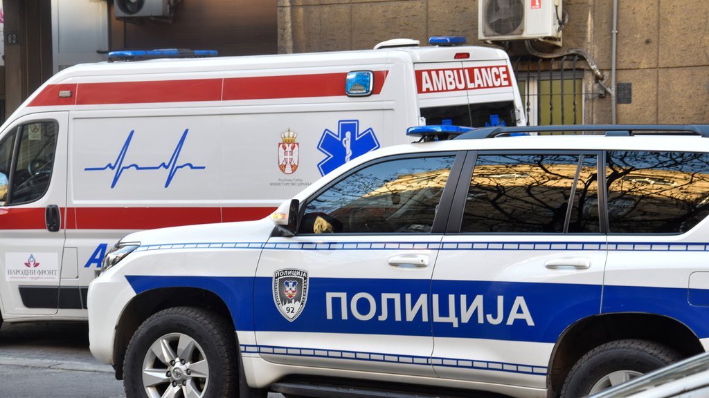 NOĆ U BEOGRADU: Četiri osobe povređene u tri udesa