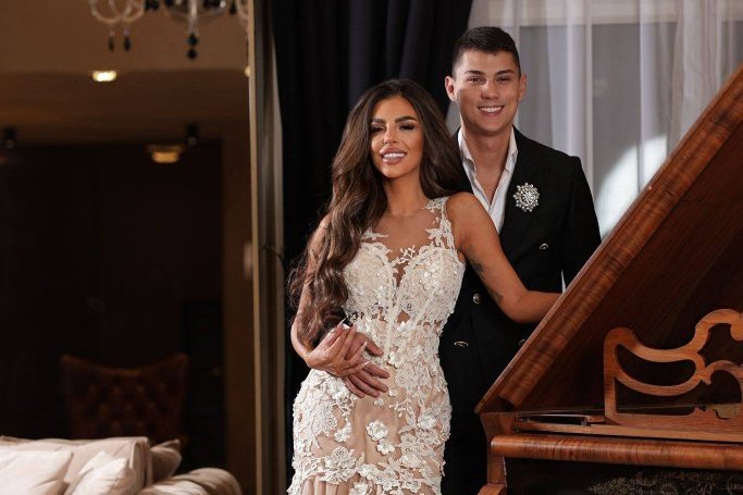 OGLASILA SE ENA ČOLIĆ I OTKRILA SVE OKO KUPOVINE VERENIČKOG PRSTENA! Evo kada će biti svadbe!