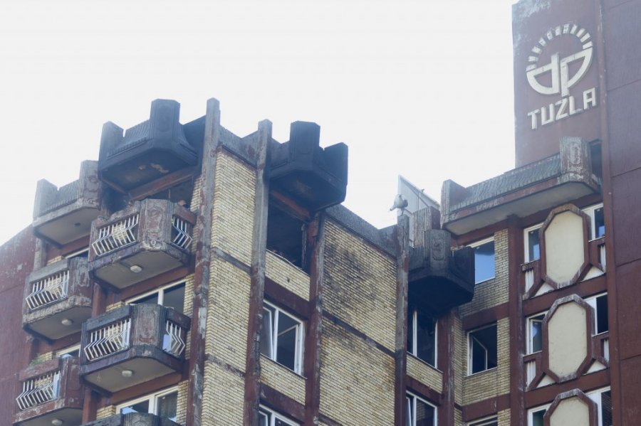 OVO JE STRAVIČAN SPISAK NASTRADALIH U TUZLI! Završen uviđaj u Domu penzionera, obdukcija otkrila UŽASAVAJUĆE DETALJE SMRTI NEDUŽNIH LJUDI!