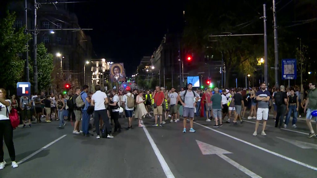 POTPUNI I NAJVEĆI DO SADA SUKOB MEĐU PLENUMAŠIMA, BLOKADERIMA I STRANKAMA! Cirkus i haos u studentskim redovima - pljušte optužbe i etiketiranje! (FOT