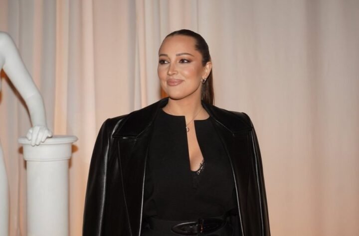 PRIJA PELJEŠI NAROD! Ovo ni Brena nije radila, zbog cene Prijovićkinog nastupa u Zagrebu DIGLA SE OZBILJNA PRAŠINA!