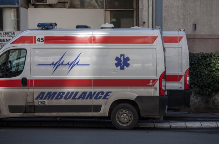 PUNE RUKE POSLA ZA HITNU POMOĆ! Pad u Studentskom gradu i dva udesa obeležili noć u Beogradu