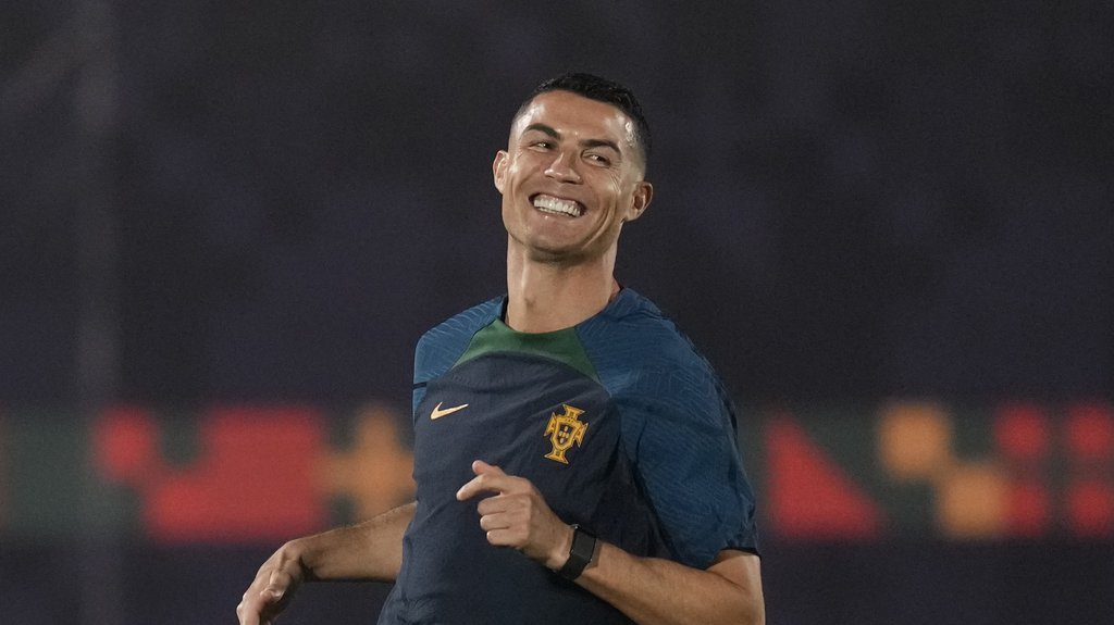 RONALDO DOBIO POSEBAN POKLON OD TRAMPA Poseta američkom predsedniku izazvala veliku pažnju i milione lajkova (FOTO)