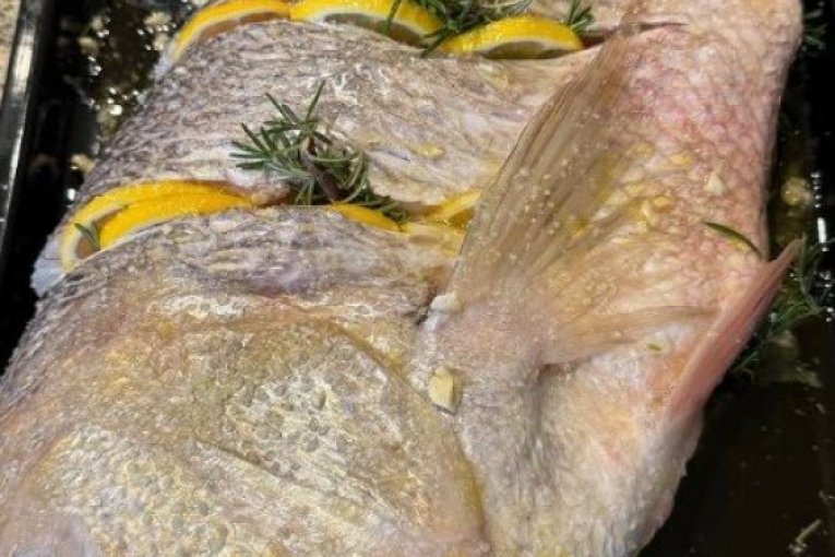 ŠTA SE DEŠAVA U DOMU ŽIVOJINOVIĆA NA DAN PORODIČNE SLAVE? Svi znaju da je sin Lepe Brene uvek spremao ukusna jela, ali OVO NIKO NJE OČEKIVAO! (GALERIJA)