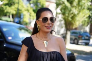 SVE JOJ SASULA U LICE, GODINAMA JE ĆUTALA! Ceca Ražnatović bez dlake na jeziku, HAOS U EMISIJI UŽIVO - GORI ESTRADA!