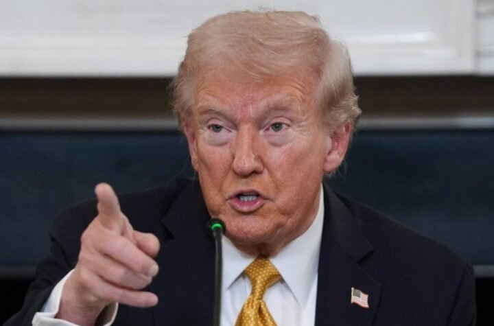 "TRAMP ZBOG SKUPIH POKLONA SMANJIO CARINE!" Evropski političari napali američkog predsednika za korupciju