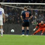 Vanja Milinković-Savić odbranio penal Alvaru Morati u bledom remiju Napolija i Koma (Foto)